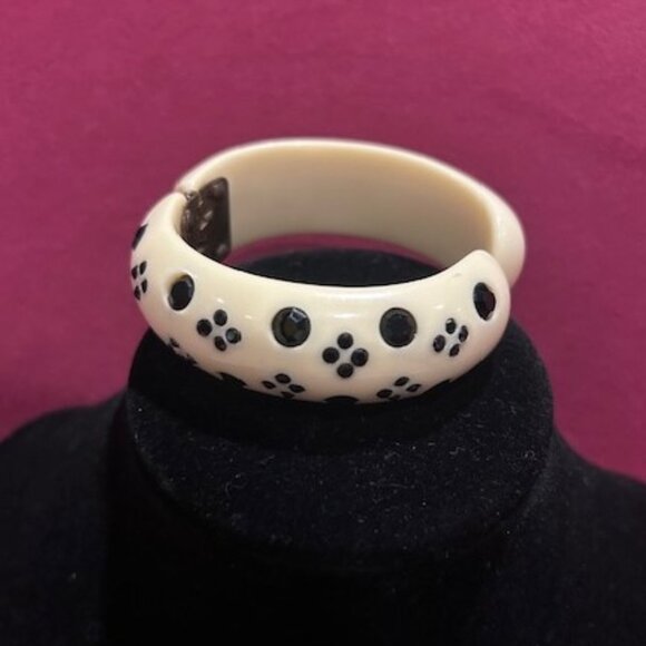 VTG WEISS Rhinestone Thermoset Hinged BRACELET - Picture 8 of 9